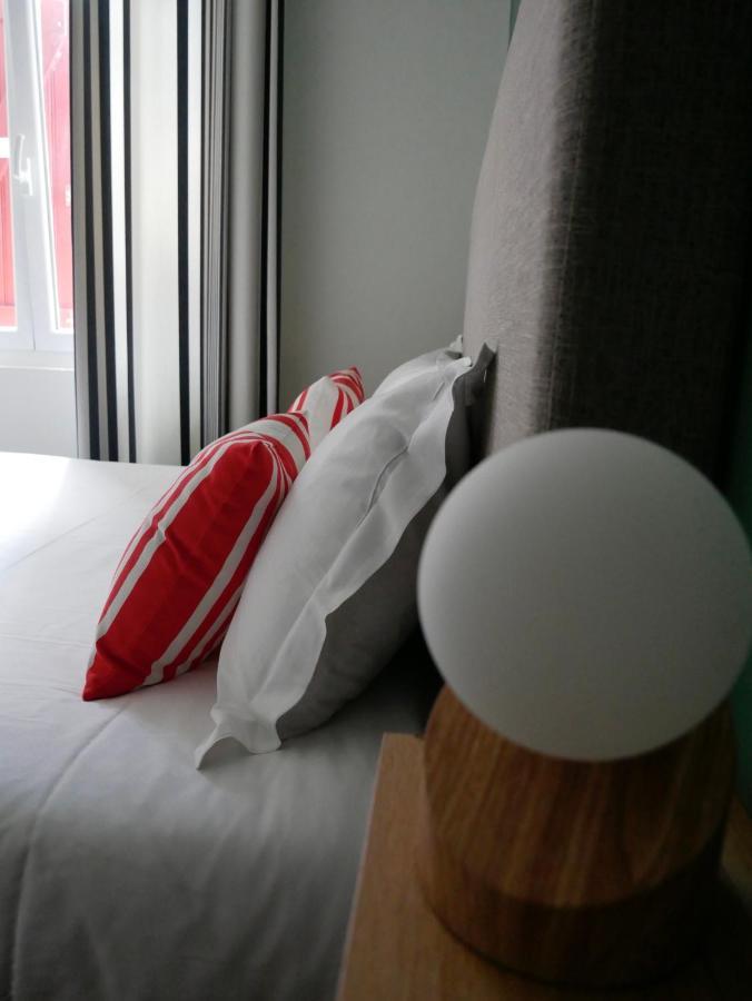 Auberge Trabenia Ascain Bagian luar foto