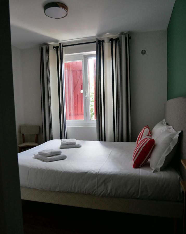 Auberge Trabenia Ascain Bagian luar foto