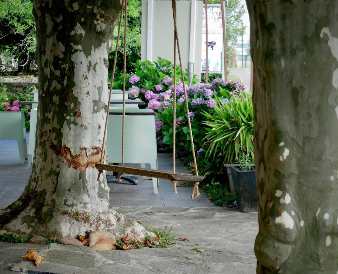 Auberge Trabenia Ascain Bagian luar foto