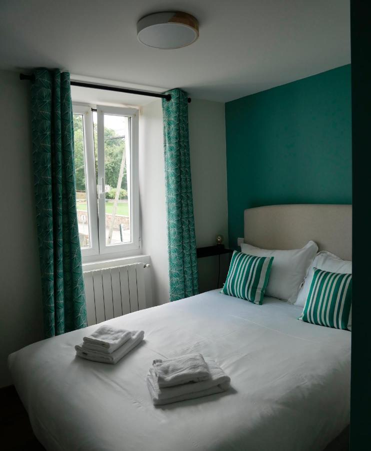 Auberge Trabenia Ascain Bagian luar foto