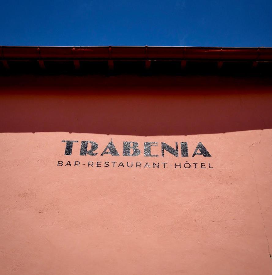 Auberge Trabenia Ascain Bagian luar foto