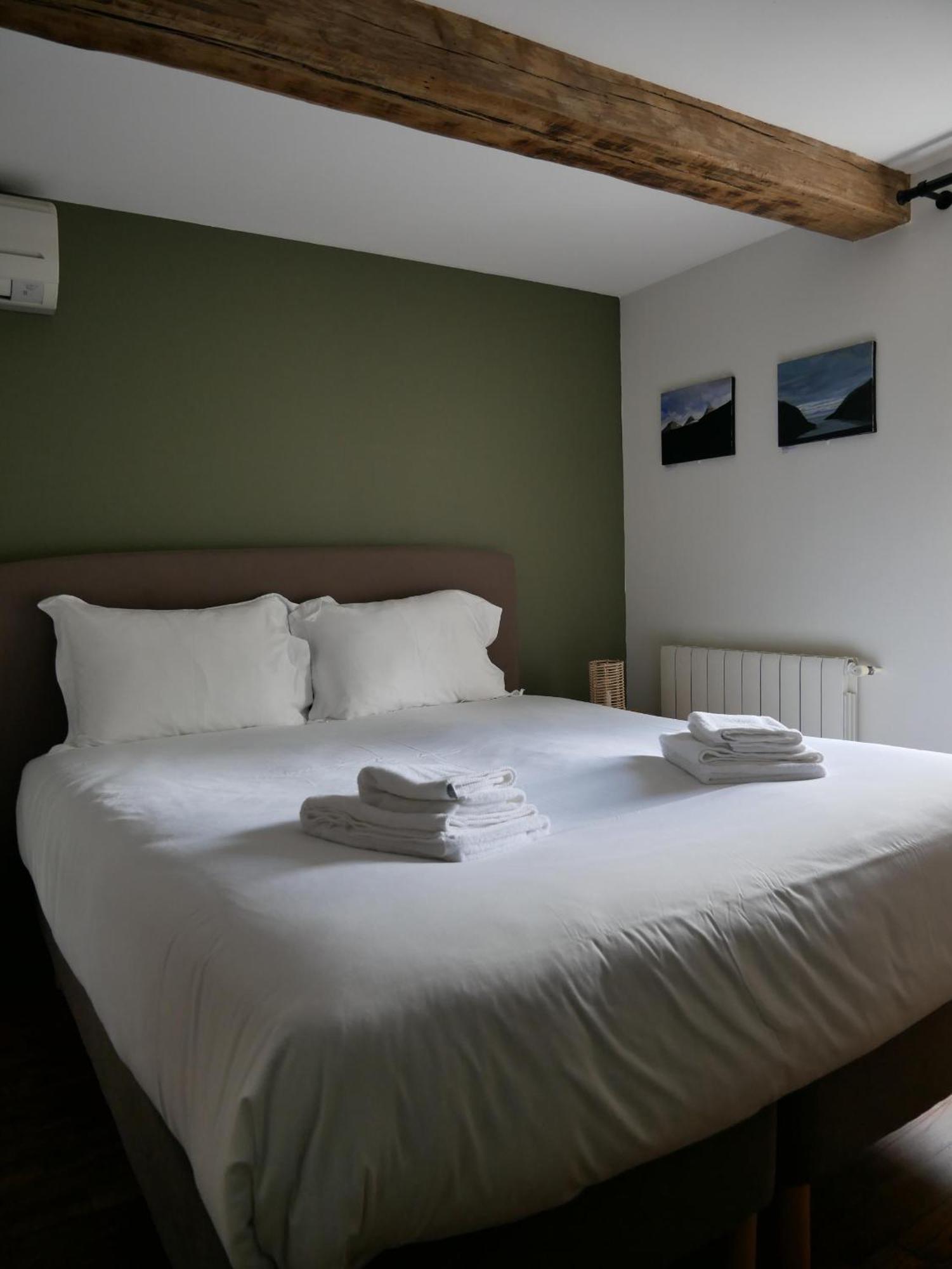 Auberge Trabenia Ascain Ruang foto